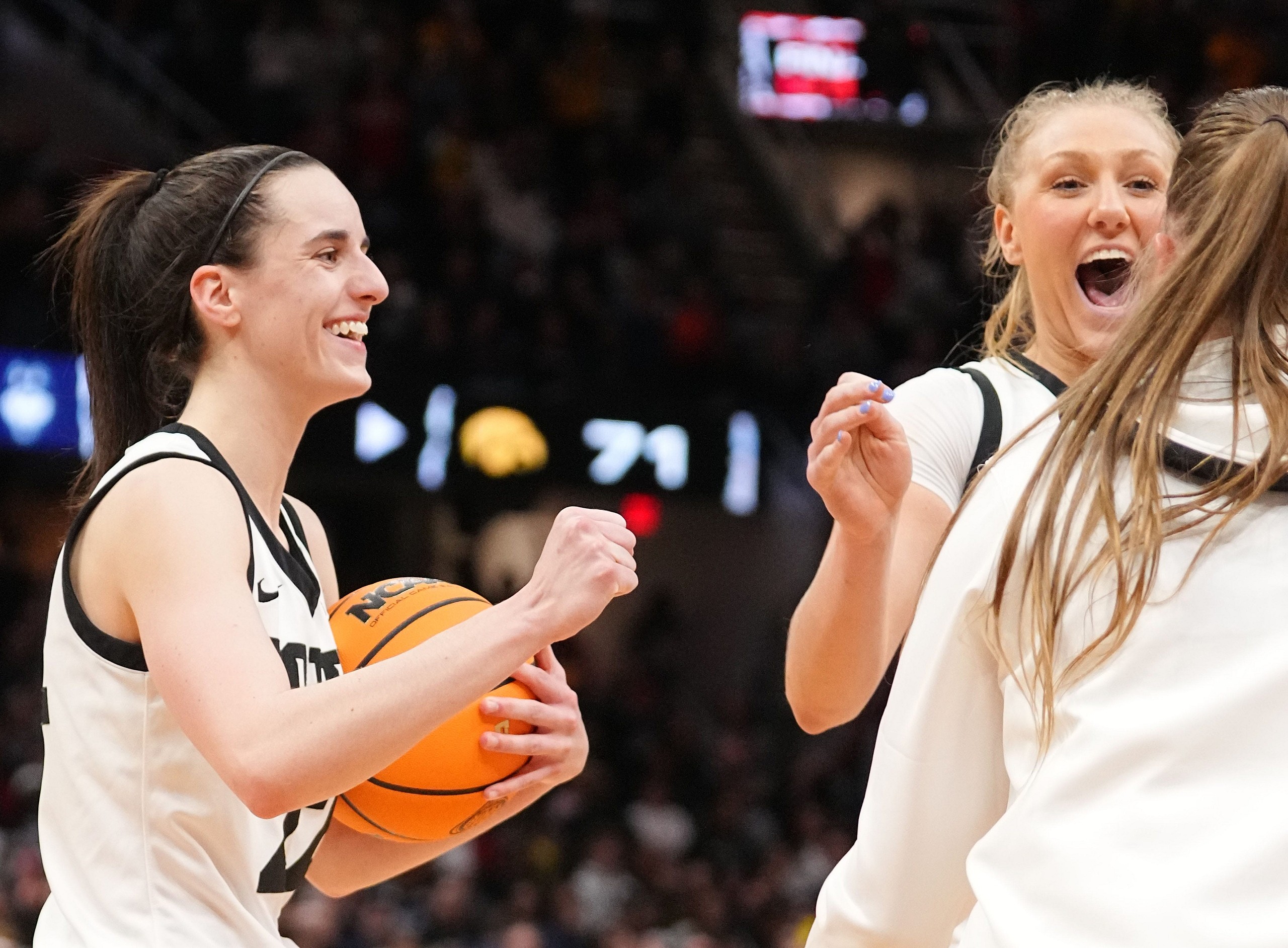 Iowa Caitlin Clark against UConn