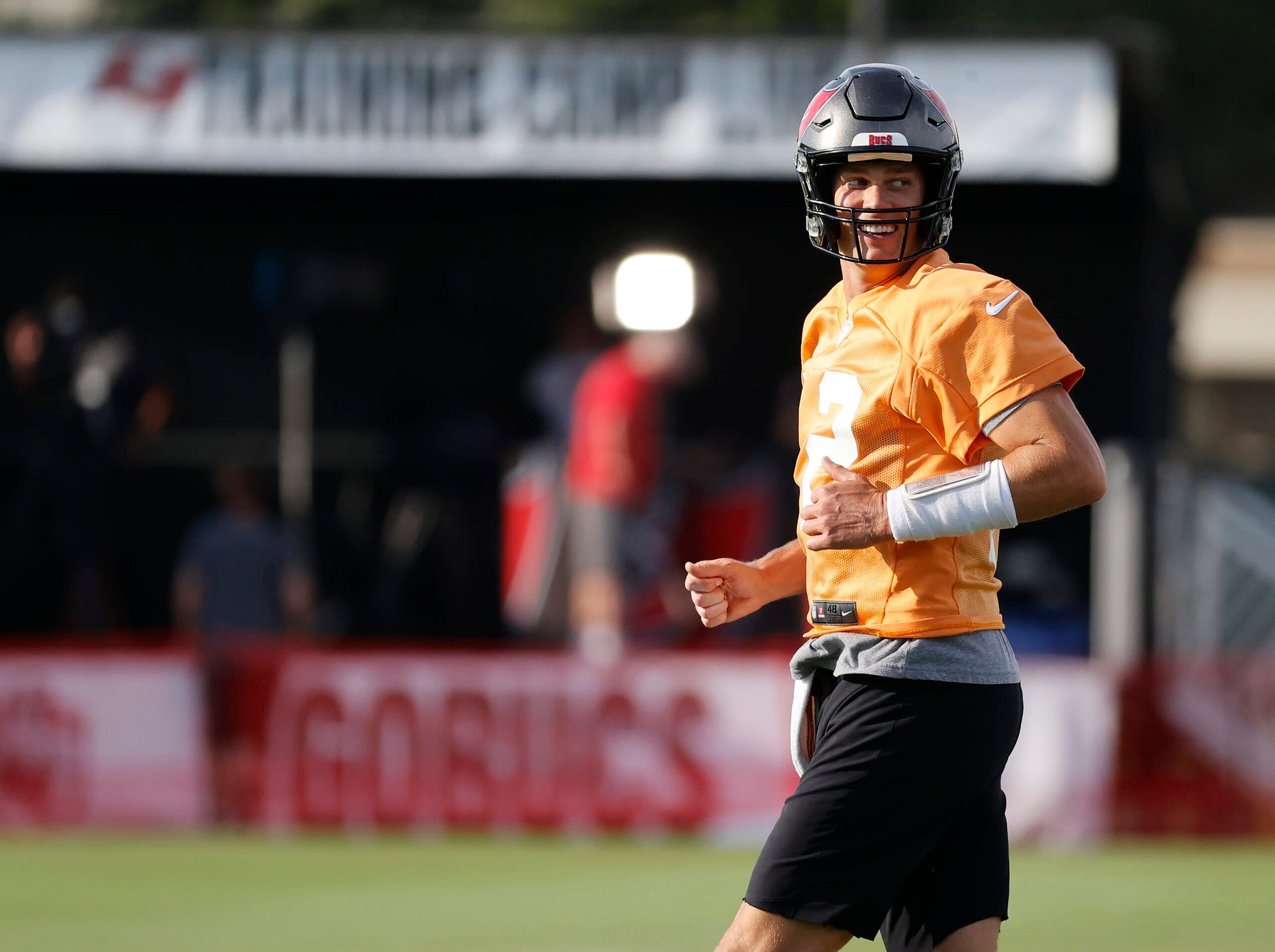 tampa bay buccaneers' tom brady