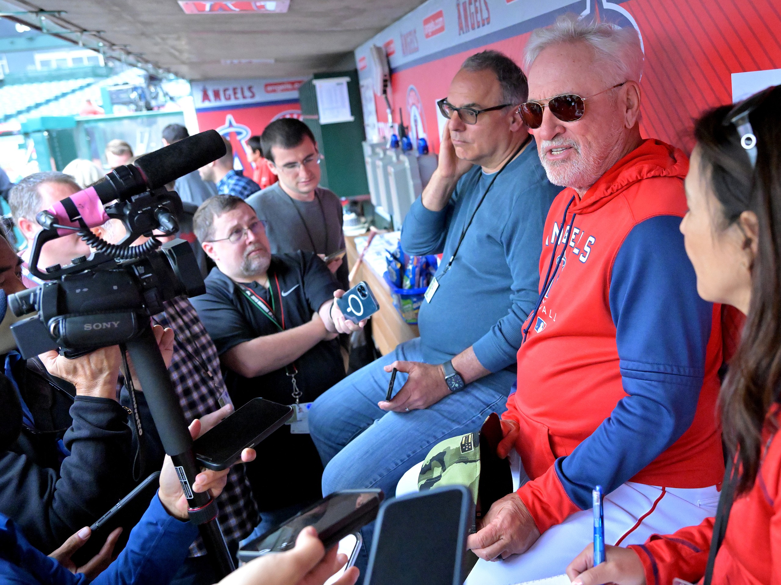 los angeles angels fire joe maddon