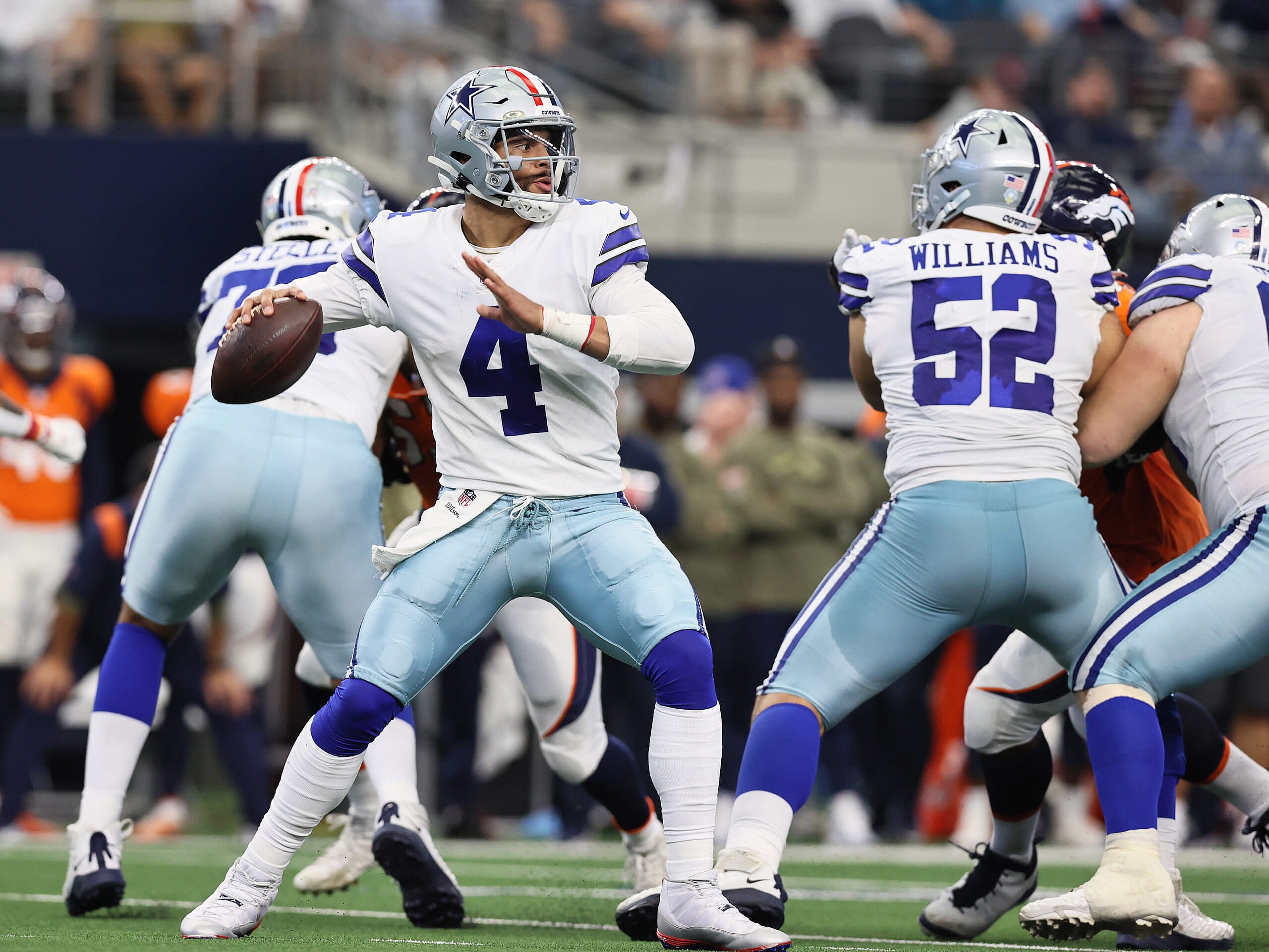 NFL: Denver Broncos at Dallas Cowboys