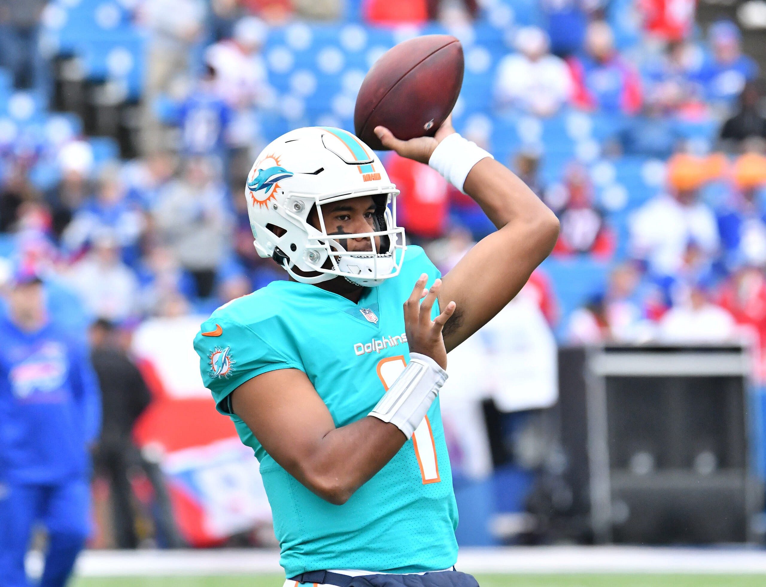 nfl trade deadline: pittsburgh steelers land tua tagovailoa