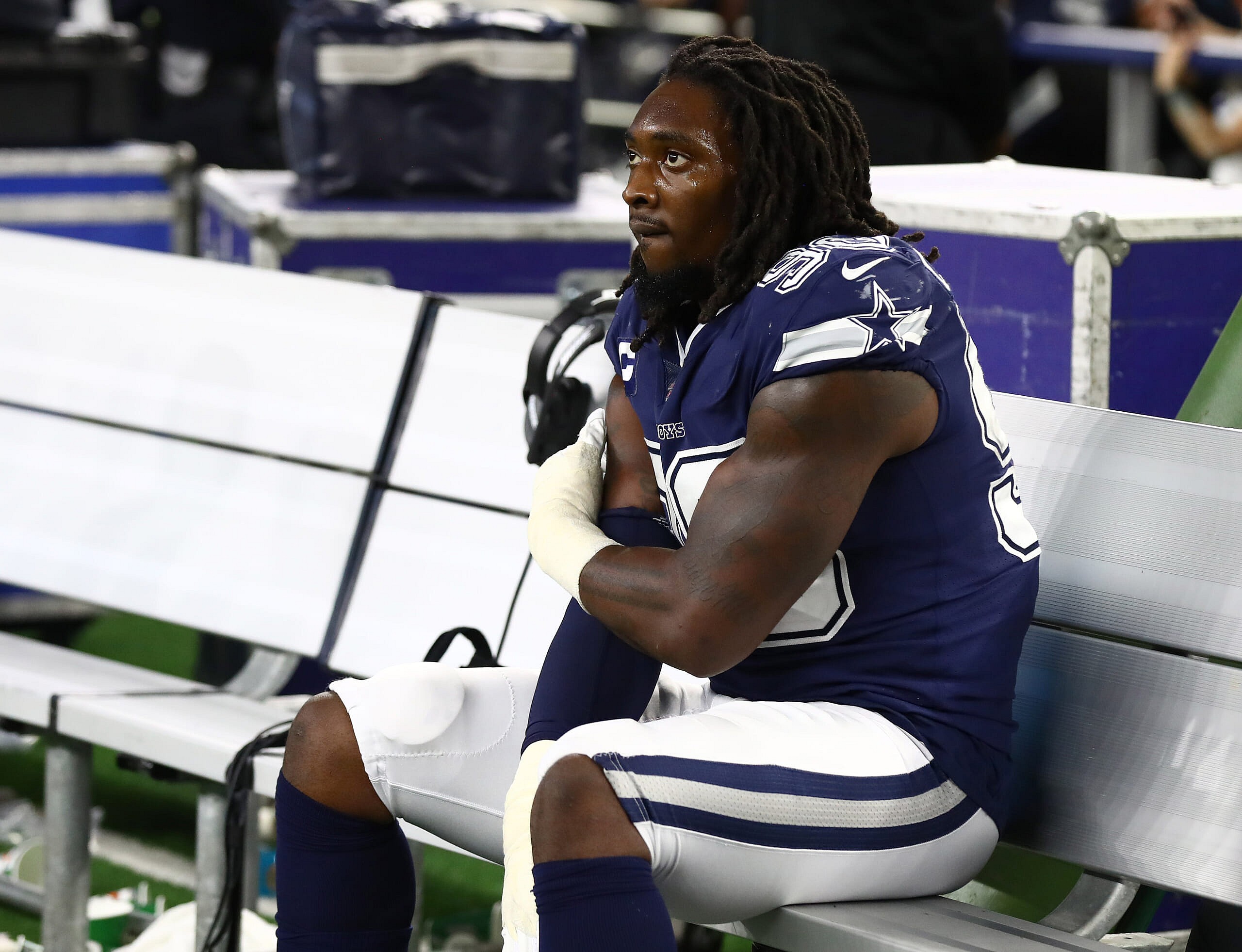 demarcus lawrence injury, dallas cowboys