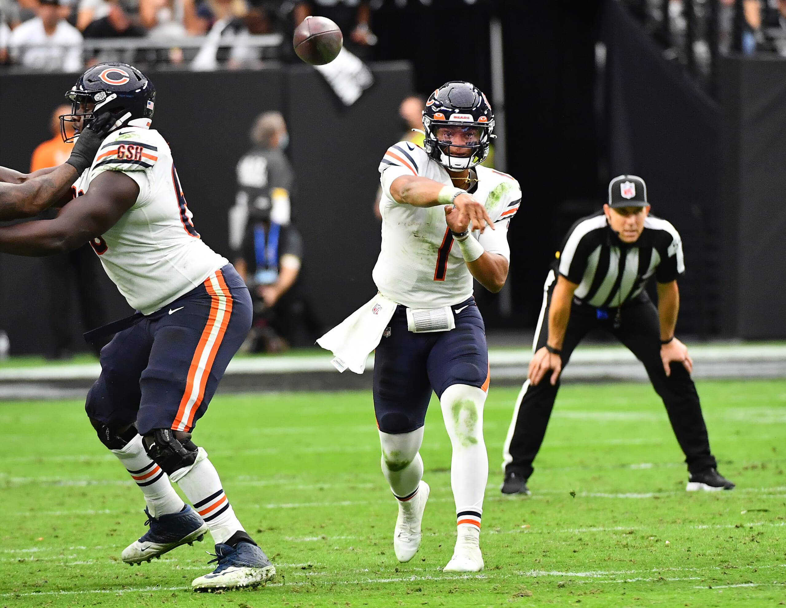 chicago bears qb justin fields injury