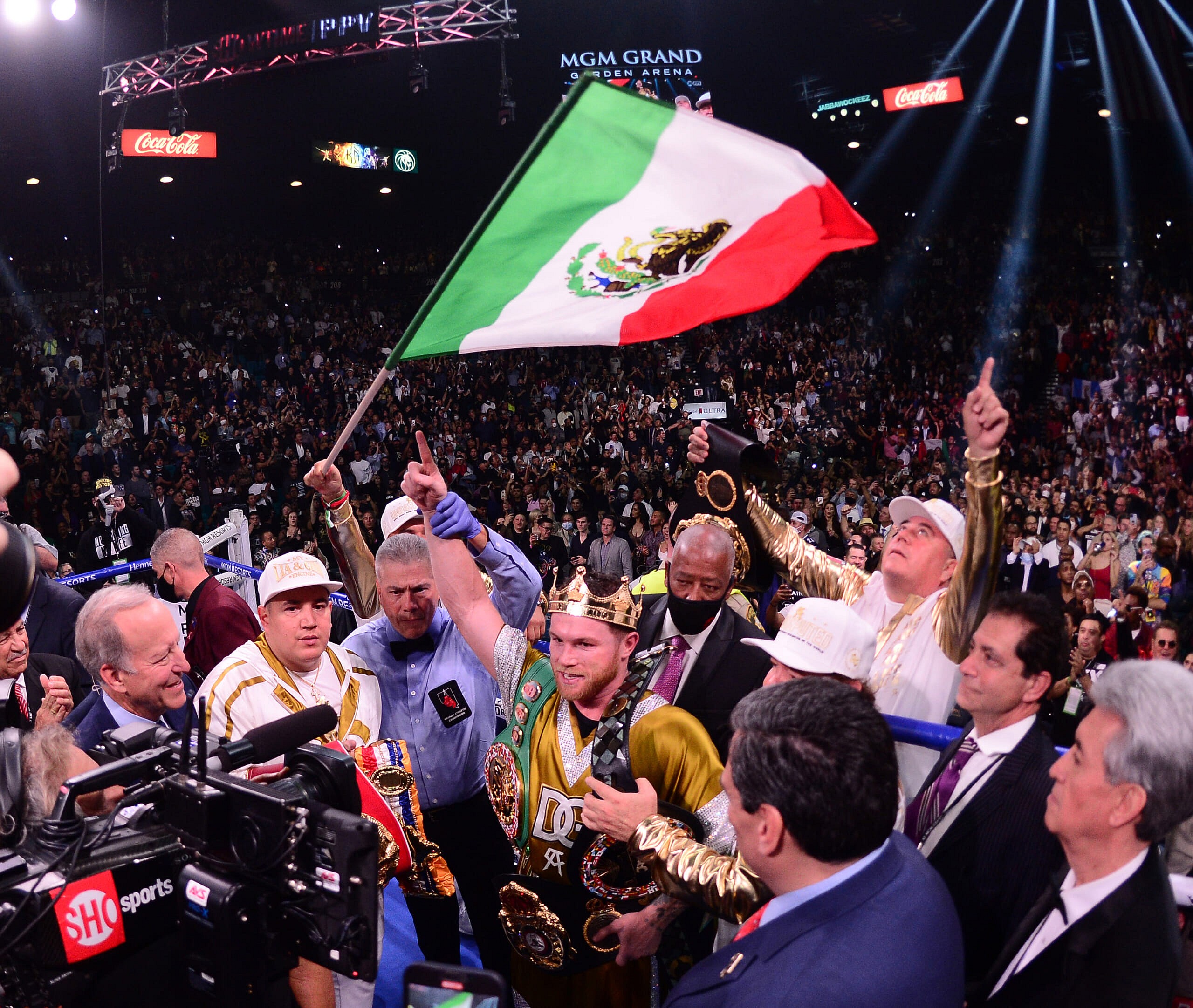 kamaru usman, canelo alvarez