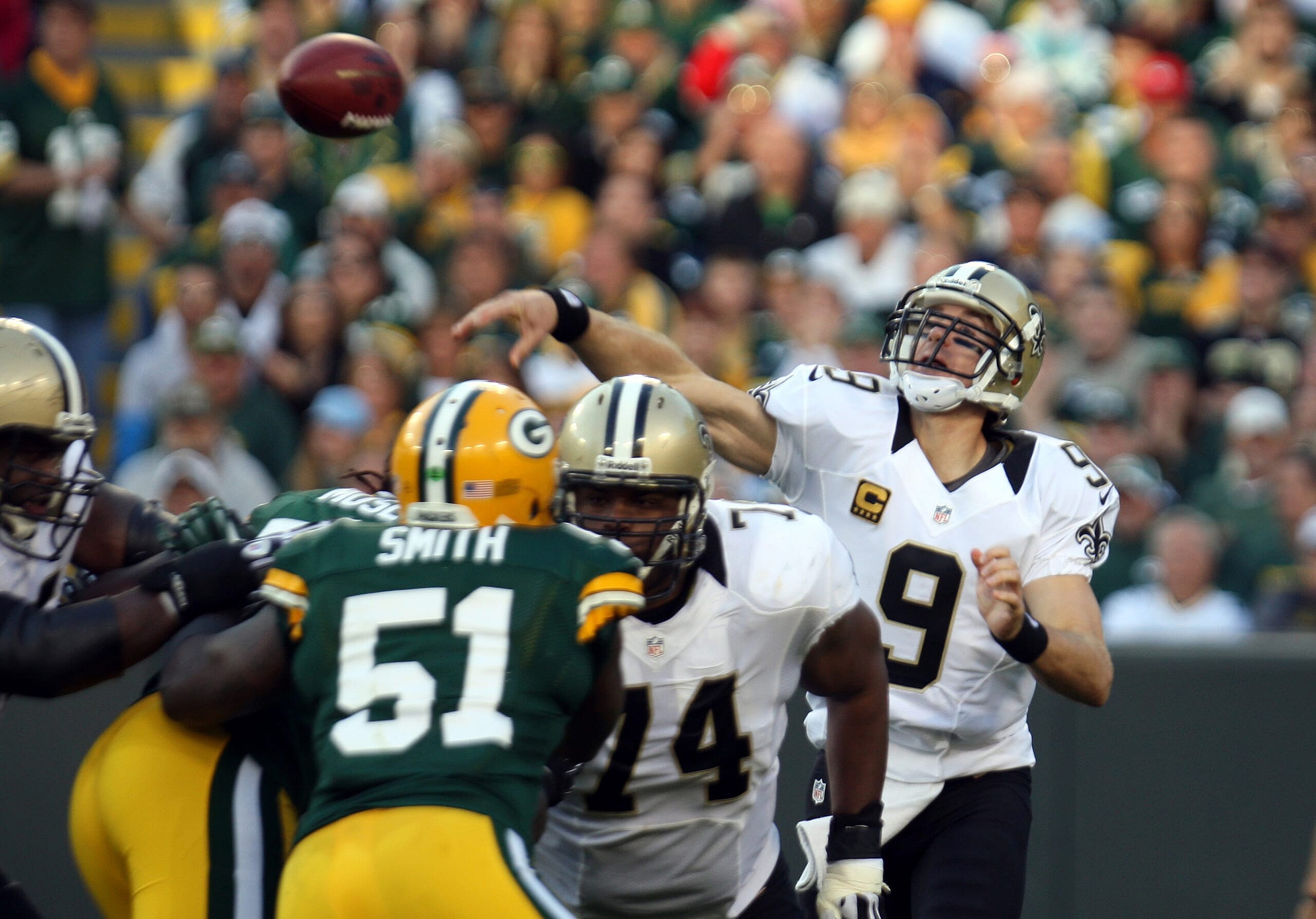 NFL: New Orleans Saints at Green Bay Packers