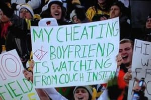 Packers-Fan-Cheating-Boyfriend_crop_north