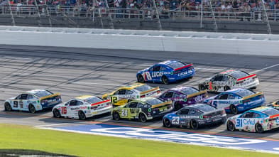 NASCAR: YellaWood 500