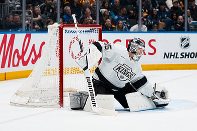 NHL: Los Angeles Kings at Vancouver Canucks