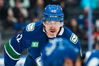 NHL: Ottawa Senators at Vancouver Canucks