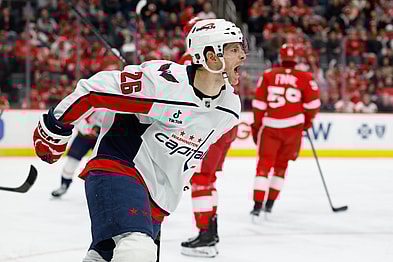 NHL: Washington Capitals at Detroit Red Wings