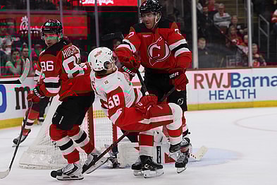 NHL: Detroit Red Wings at New Jersey Devils