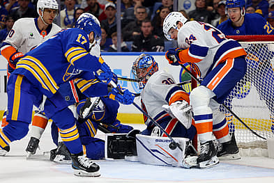 NHL: New York Islanders at Buffalo Sabres