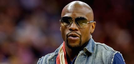 Abi Clarke Floyd Mayweather Conor McGregor