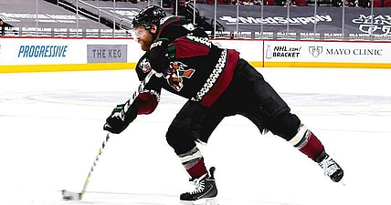 Phil Kessel Arizona Coyotes (Photo- NHL Public Relations via Twitter)