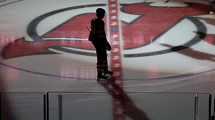 NHL: Detroit Red Wings at New Jersey Devils
