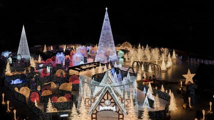 Enchant Christmas Vegas Golden Knights "Knight of Giving" (Photo- Enchant Christmas Website)