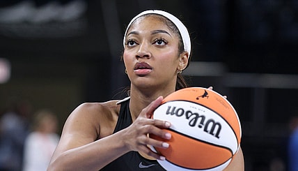 WNBA: Preseason-Minnesota Lynx at Chicago Sky