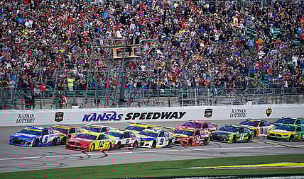 Oct 24, 2021; Kansas City, Kansas, USA; A general view of the start of the Hollywood Casino 400 at Kansas Speedway. Mandatory Credit: Denny Medley-USA TODAY Sports