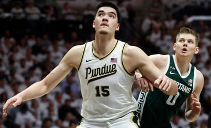 Purdue Boilermakers center Zach Edey (15) boxes out Michigan State Spartans forward Jaxon Kohler (0) during the NCAA men   s basketball game, Sunday, Jan. 29, 2023, at Mackey Arena in West Lafayette, Ind.

Purmsumbb012923 Am15680