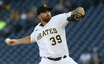 Jun 17, 2022; Pittsburgh, Pennsylvania, USA; Pittsburgh Pirates starting pitcher Zach Thompson (39) delivers a pitch against the San Francisco Giants during the first inning at PNC Park. Mandatory Credit: Charles LeClaire-USA TODAY Sports