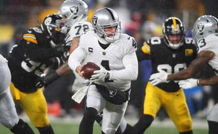 Derek-Carr-New-Orleans-Saints