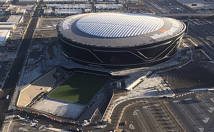 Las Vegas raiders fans nfl covid-29