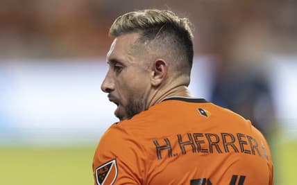 Jul 9, 2022; Houston, Texas, USA; Houston Dynamo midfielder Hector Herrera (16) after a water break against the FC Dallas in the second half at PNC Stadium. Mandatory Credit: Thomas B. Shea-USA TODAY Sports