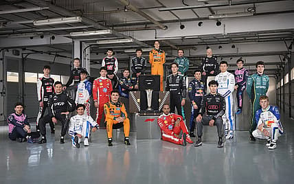 f1 drive to survive netflix apple tv