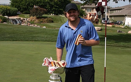Phil Kessel, Stanley Cup Champion Hot Dogs (Photo- Pittsburgh Penguins via Twitter)