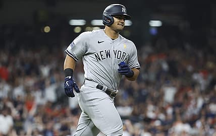 Sep 3, 2023; Houston, Texas, USA; New York Yankees center fielder Jasson Dominguez (89) runs to first after hitting a home run during the sixth inning against the Houston Astros at Minute Maid Park. Mandatory Credit: Troy Taormina-USA TODAY Sports