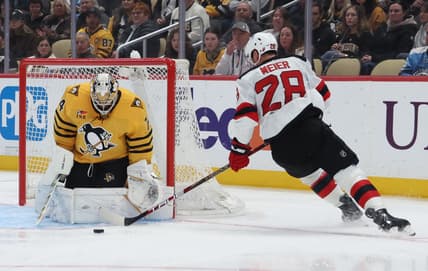NHL: New Jersey Devils at Pittsburgh Penguins