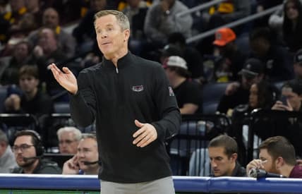 Nov 8, 2023; Chicago, Illinois, USA; Florida Atlantic Owls head coach Dusty May gesture to his team during the first half at Wintrust Arena. Mandatory Credit: David Banks-USA TODAY Sports