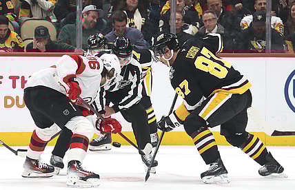 NHL: New Jersey Devils at Pittsburgh Penguins
