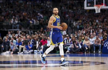 Mar 3, 2022; Dallas, Texas, USA;  Golden State Warriors guard Stephen Curry (30) in action during the game against the Dallas Mavericks during the game at American Airlines Center. Mandatory Credit: Kevin Jairaj-USA TODAY Sports