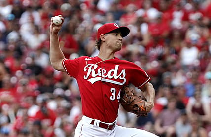 Jul 23, 2023; Cincinnati, Ohio, USA; Cincinnati Reds starting pitcher Luke Weaver (34) throws against the Arizona Diamondbacks during the first inning at Great American Ball Park. Mandatory Credit: David Kohl-USA TODAY Sports