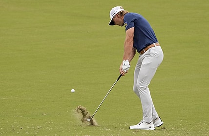 Jun 15, 2023; Los Angeles, California, USA; Sam Burns plays a shot on the 10th hole during the first round of the U.S. Open golf tournament at Los Angeles Country Club. Mandatory Credit: Michael Madrid-USA TODAY Sports