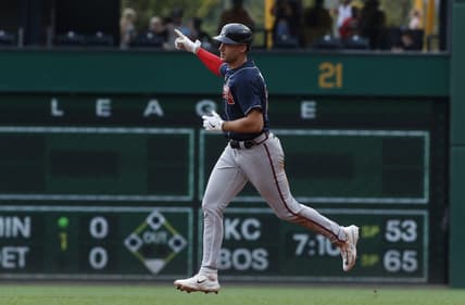 Aug 10, 2023; Pittsburgh, Pennsylvania, USA; Atlanta Braves first baseman Matt Olson (28) gestures as he circles the bases on a solo home run against the Pittsburgh Pirates during the third inning at PNC Park. Mandatory Credit: Charles LeClaire-USA TODAY Sports