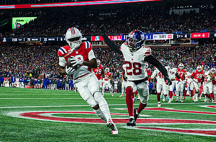 NFL: New York Giants at New England Patriots
