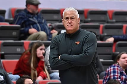 Mar 3, 2022; Pullman, Washington, USA; Oregon State Beavers head coach Wayne Tinkle looks on against the Washington State Cougars in the first half at Friel Court at Beasley Coliseum. Mandatory Credit: James Snook-USA TODAY Sports