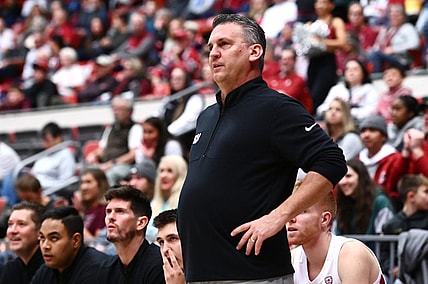 Dec 30, 2022; Pullman, Washington, USA; Washington State Cougars head coach Kyle Smith looks on against the UCLA Bruins in the first half at Friel Court at Beasley Coliseum. Mandatory Credit: James Snook-USA TODAY Sports