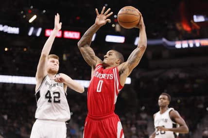 Gary Payton II is signing with the Bucks on a two-year deal