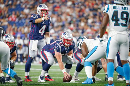 Jarrett Stidham calls audible for New England Patriots