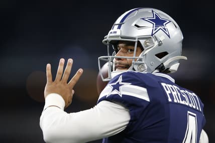 Dallas Cowboys QB Dak Prescott before game