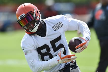 Browns TE David Njoku during OTAs