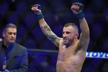 Alexander Volkanovski and Maxx Holloway UFC 245