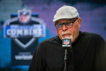 Buccaneers head coach Bruce Arians discussed COVID-19