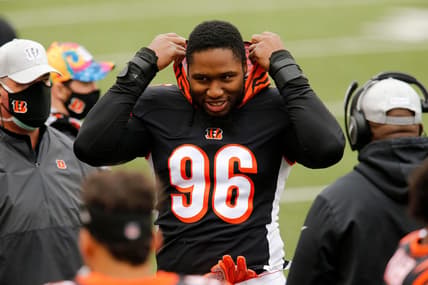 Bengals DE Carlos Dunlap during NFL Week 7 game against the Browns