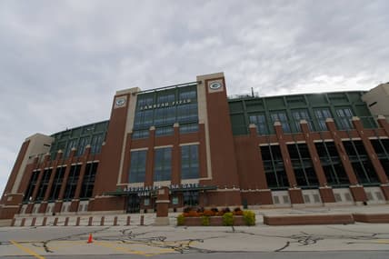 Lambeau Field: Notre Dame vs Wisconsin