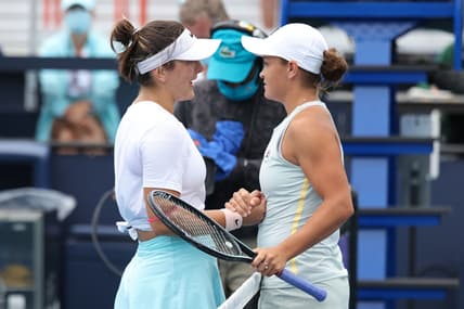 Apr 3, 2021; Miami, Florida, USA; Bianca Andreescu of Canada (L) congratulates Ashleigh Barty of Australia (R) after retiring due to injury in the women's singles final in the Miami Open at Hard Rock Stadium. Mandatory Credit: Geoff Burke-USA TODAY Sports