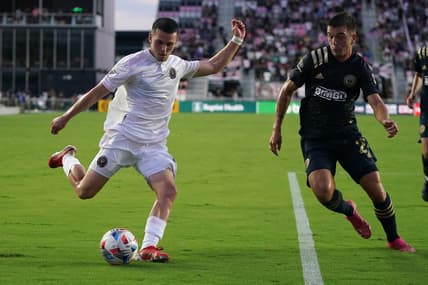 Jul 25, 2021; Fort Lauderdale, FL, USA; Inter Miami CF midfielder Lewis Morgan (7) takes a shot on goal against Philadelphia Union during the first half at DRV PNK Stadium. Mandatory Credit: Jasen Vinlove-USA TODAY Sports